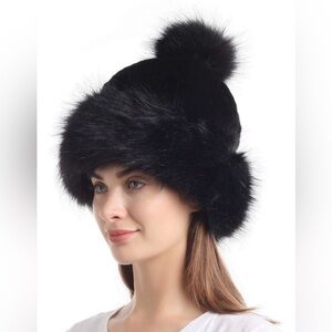 La Carrie Ladies Faux Fur Hat Russian Cossack Pompom Cap Winter Ski Black MINT!
